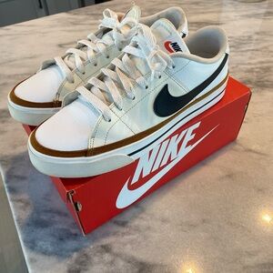 Nike Court Legacy Men’s 9.5